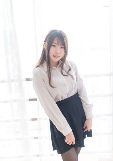 美女草b