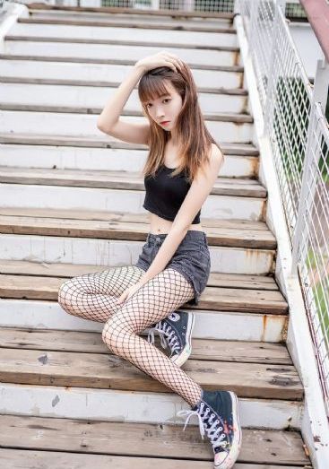 《为何是你》电影在线观看